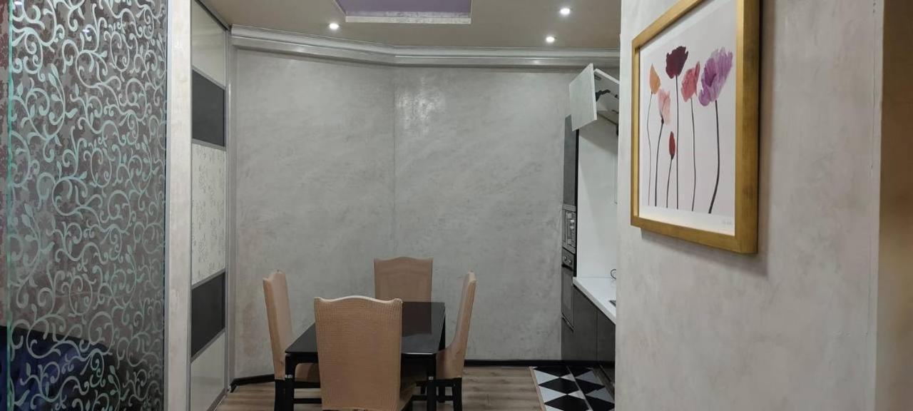 Nurly Tau 2Room Apartments Almaty Luaran gambar