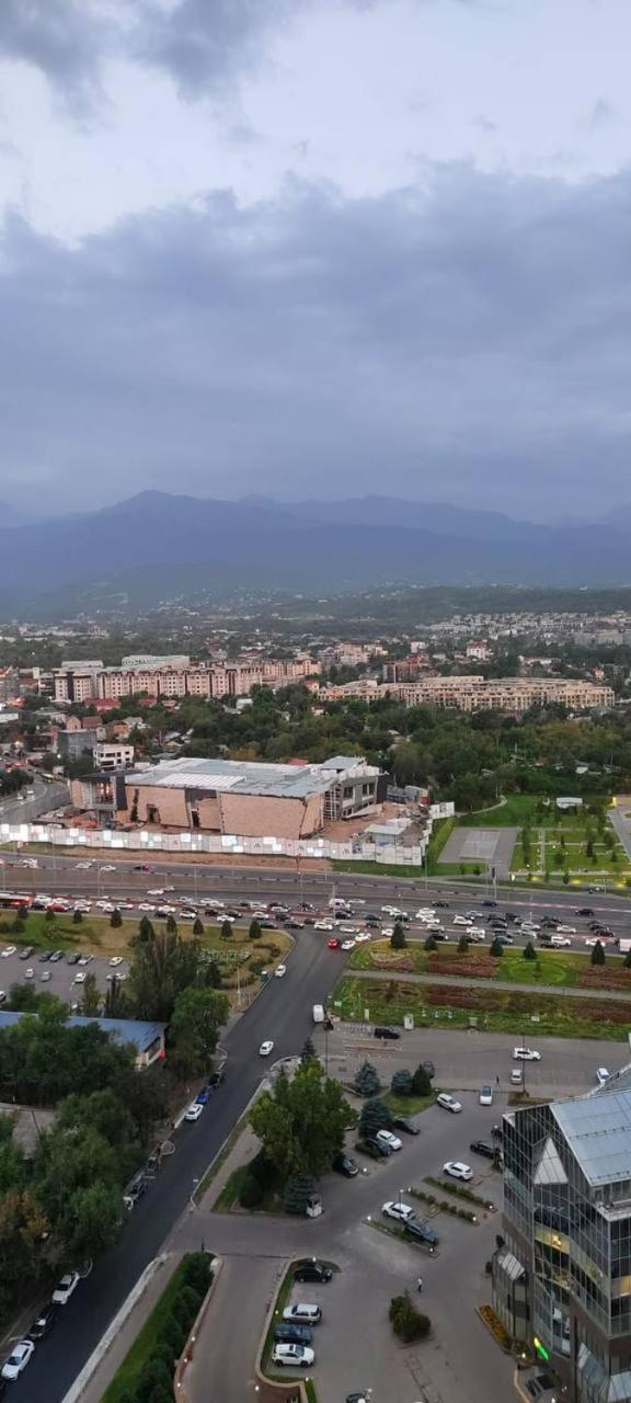 Nurly Tau 2Room Apartments Almaty Luaran gambar