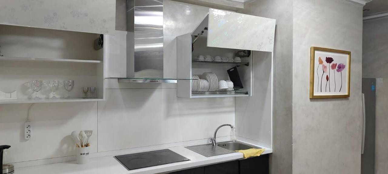 Nurly Tau 2Room Apartments Almaty Luaran gambar
